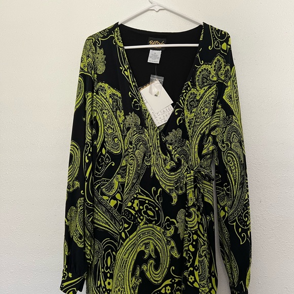 Bob Mackie Tops - Bob Mackie Multi Color Long Sleeve Top. Size Xl
